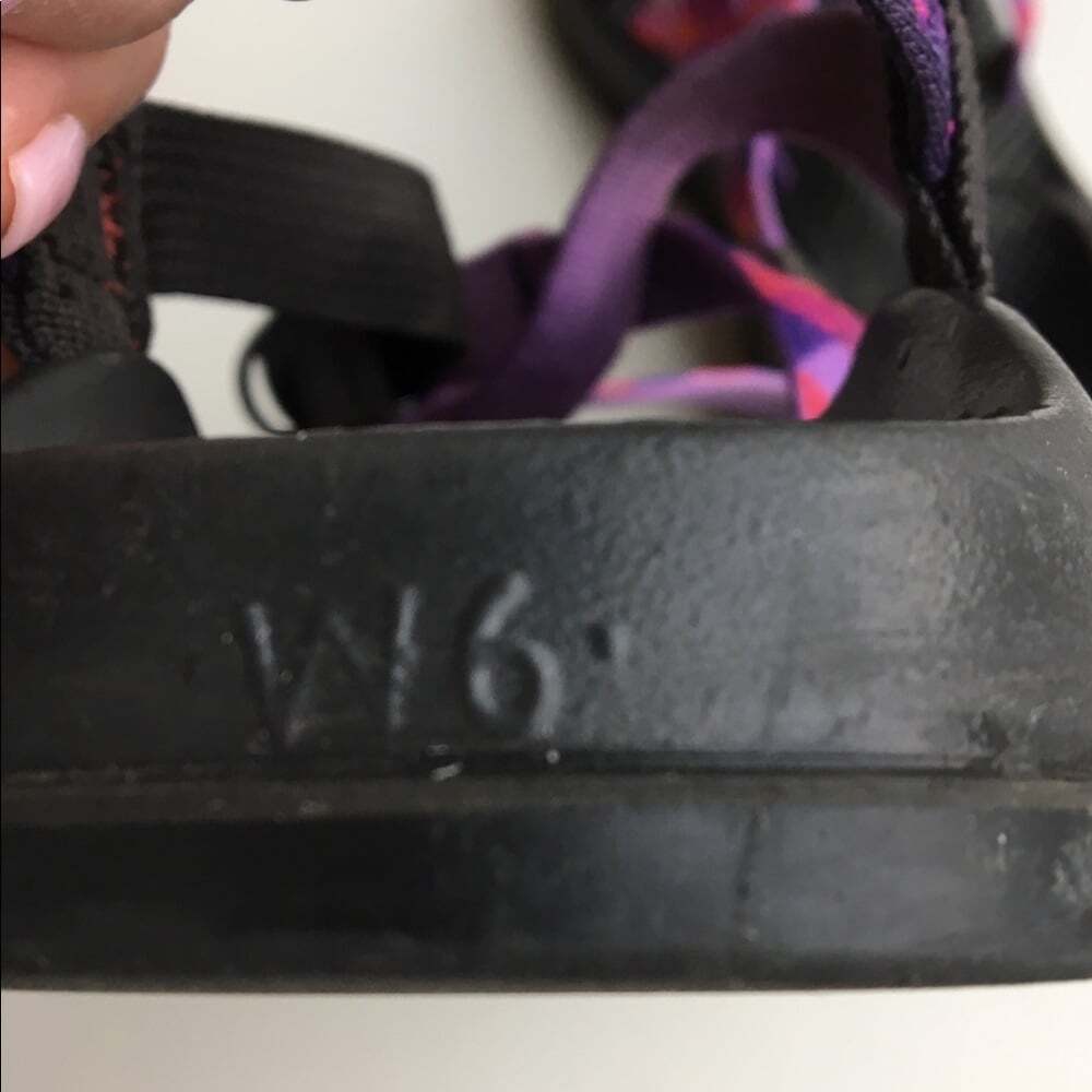 Chacos - Picture 4 of 4